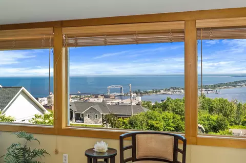 View/Area - 615 W 6th St, Duluth, MN 55806 photo 16 of 18