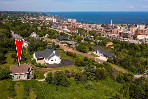 View/Area - 615 W 6th St, Duluth, MN 55806 photo 11 of 18
