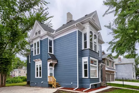 691 Burr St, Saint Paul, MN 55130