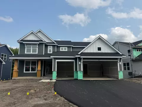 2493 Rock Elm Rd, Shakopee, MN 55379