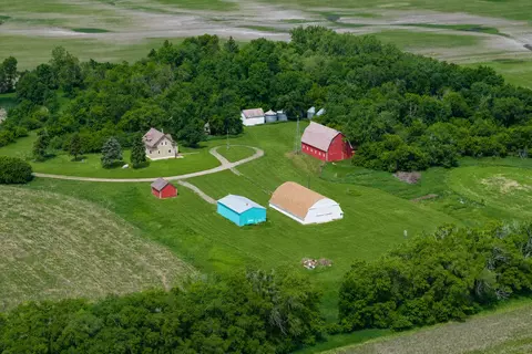 View/Area - 9215 5th St NE, Mchenry, ND 58464 photo 1 of 6