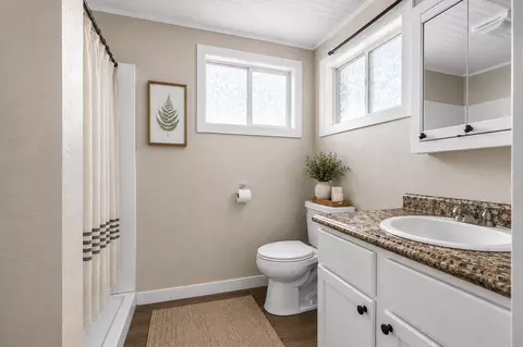 Bath - 9215 5th St NE, Mchenry, ND 58464 photo 1 of 2