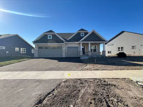 7449 Lotus Ln, Lino Lakes, MN 55038