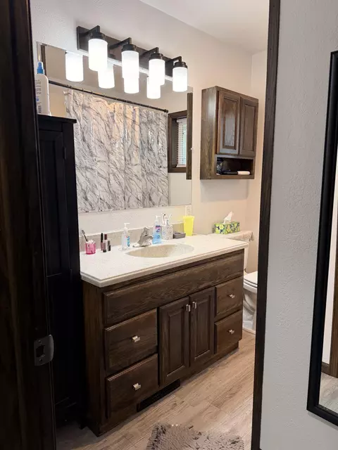 Bath - 598 Prospect Ave, Windom, MN 56101 photo 1 of 1