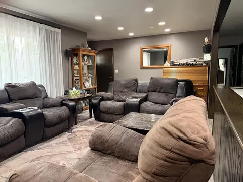 Living - 598 Prospect Ave, Windom, MN 56101 photo 1 of 3