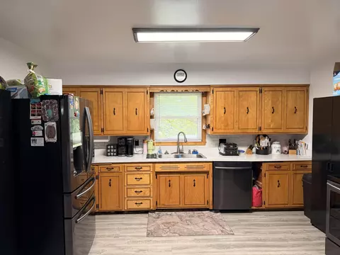 Kitchen - 598 Prospect Ave, Windom, MN 56101 photo 3 of 4