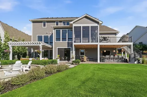 Exterior - 5880 Prestwick Ct, Excelsior, MN 55331 photo 15 of 42