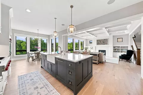 Kitchen - 5880 Prestwick Ct, Excelsior, MN 55331 photo 4 of 6