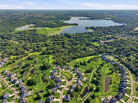 View/Area - 5880 Prestwick Ct, Excelsior, MN 55331 photo 7 of 12
