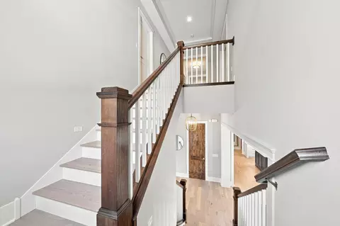 Entry Way - 5880 Prestwick Ct, Excelsior, MN 55331 photo 5 of 7