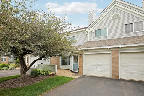 506 Lovell Ave #6, Roseville, MN 55113