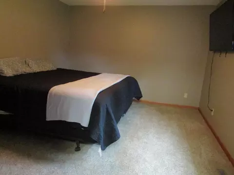 407 Eichelberger Ave, Montevideo, MN 56265 photo 27