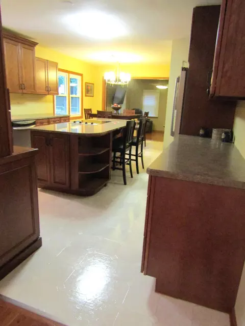 407 Eichelberger Ave, Montevideo, MN 56265 photo 9
