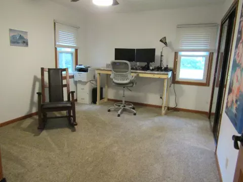 407 Eichelberger Ave, Montevideo, MN 56265 photo 32