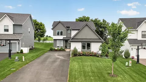 5460 Gestach Ln, Chaska, MN 55318