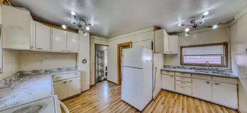 Kitchen - 4106 E 1st St, Superior, WI 54880 photo 3 of 7