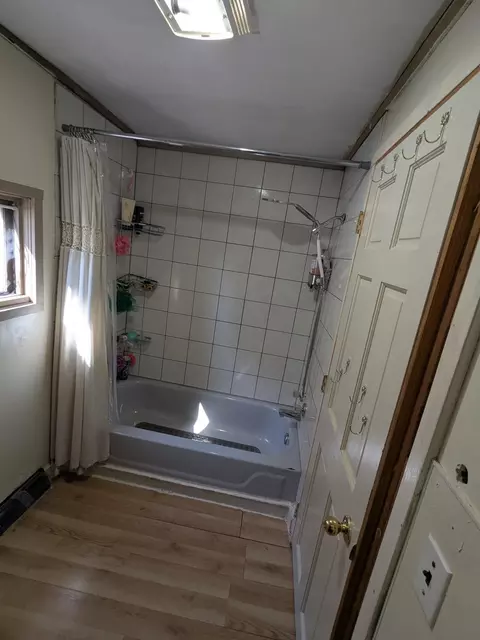 Bath - 4106 E 1st St, Superior, WI 54880 photo 2 of 2