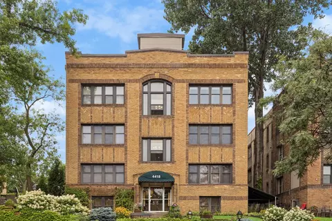 4418 W Lake Harriet Pkwy #205, Minneapolis, MN 55410