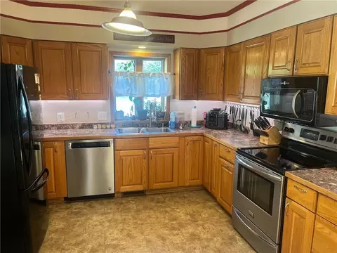 Kitchen - 411 13th St SW, Willmar, MN 56201 photo 2 of 3