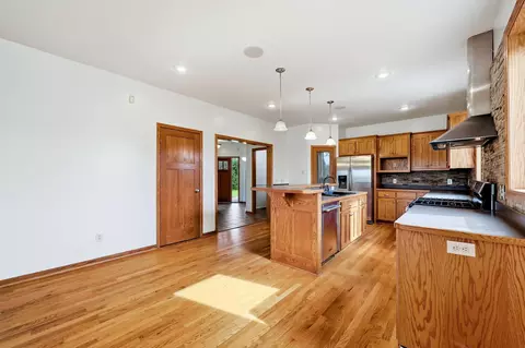 Kitchen - 4308 Cass Ct, Webster, MN 55088 photo 7 of 7