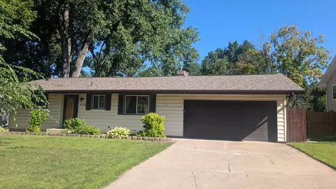 8720 45th Ave N, New Hope, MN 55428