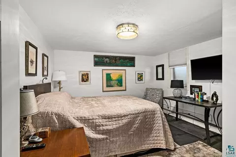 Bedroom - 4998 Pike Lake Pl, Duluth, MN 55811 photo 4 of 5