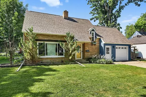 564 Juul Rd SW, Hutchinson, MN 55350