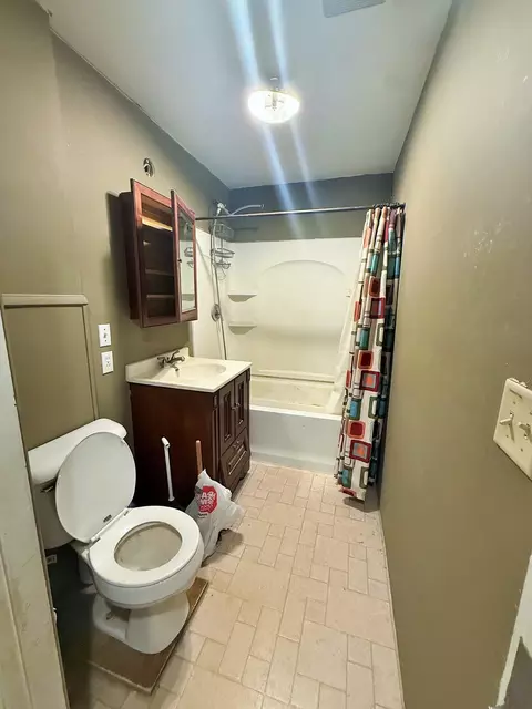 Bath - 604 13th St SW, Willmar, MN 56201 photo 1 of 1