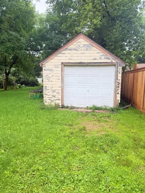 Exterior - 604 13th St SW, Willmar, MN 56201 photo 5 of 6