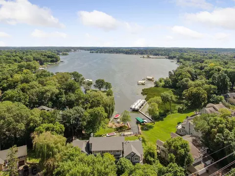 1760 Commerce Blvd, Mound, MN 55364
