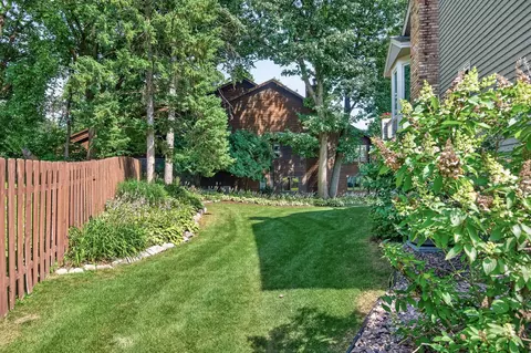 Exterior - 1760 Commerce Blvd, Mound, MN 55364 photo 14 of 23