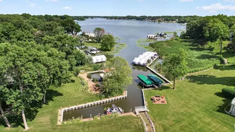 View/Area - 1760 Commerce Blvd, Mound, MN 55364 photo 2 of 16
