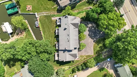 View/Area - 1760 Commerce Blvd, Mound, MN 55364 photo 9 of 16