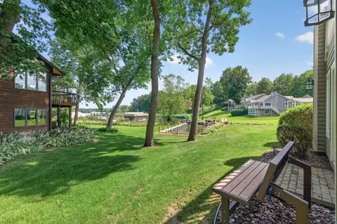 Exterior - 1760 Commerce Blvd, Mound, MN 55364 photo 18 of 23