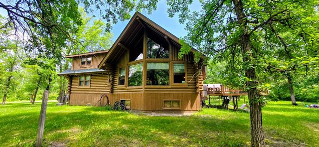 2846 Hawthorn Dr NW, Baudette, MN 56623