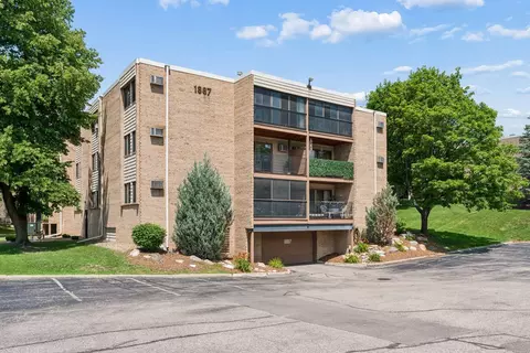 Exterior - 1887 Silver Bell Rd #214, Eagan, MN 55122 photo 9 of 9