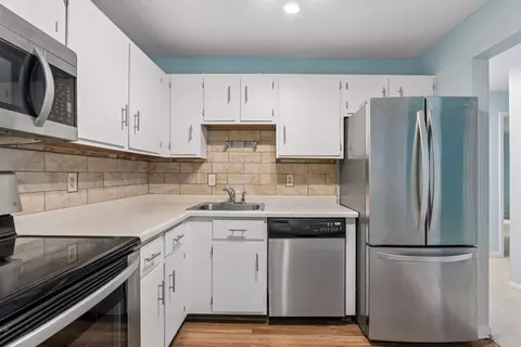 Kitchen - 1887 Silver Bell Rd #214, Eagan, MN 55122 photo 2 of 2