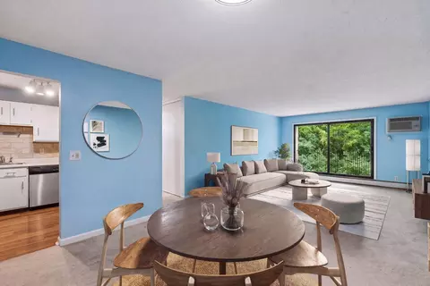 Dining - 1887 Silver Bell Rd #214, Eagan, MN 55122 photo 1 of 1