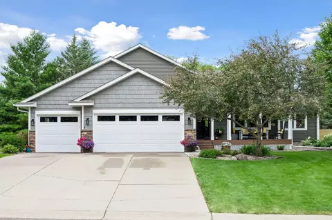 2945 Costa Ln, Little Canada, MN 55117
