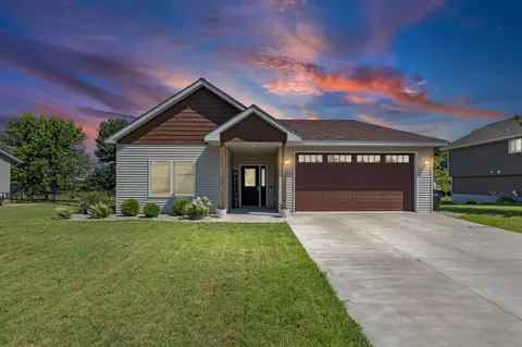 217 Century Ln, Silver Lake, MN 55381