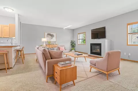 9457 Marshall Rd, Eden Prairie, MN 55347
