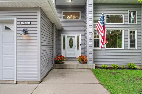 7520 Walker St, Saint Louis Park, MN 55426