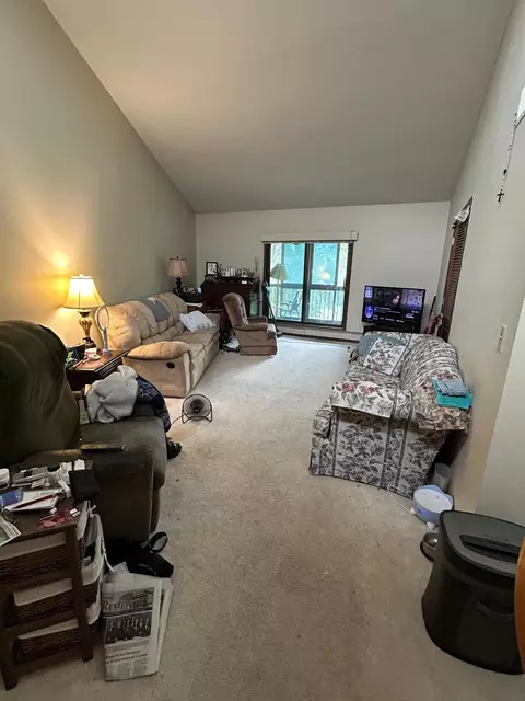 2680 Oxford St N #140, Roseville, MN 55113