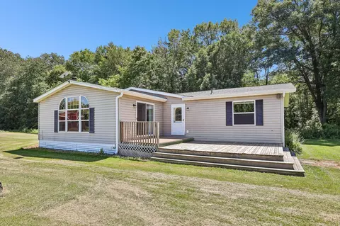 37451 Jasper St NW, Dalbo, MN 55017