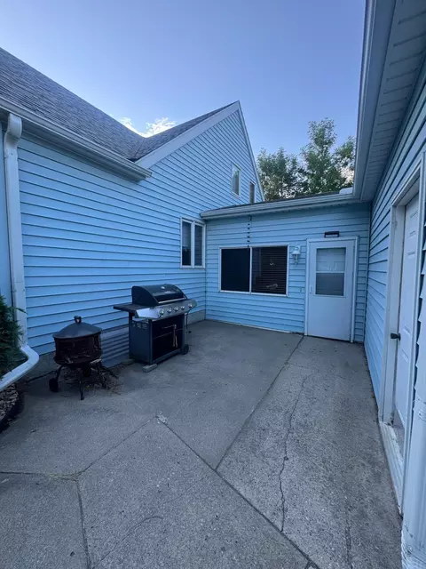 101 6th St E, Finley, ND 58230 photo 3