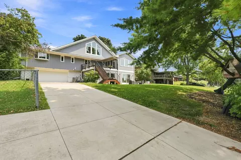 Exterior - 29 Orme Ct, Saint Paul, MN 55116 photo 6 of 8