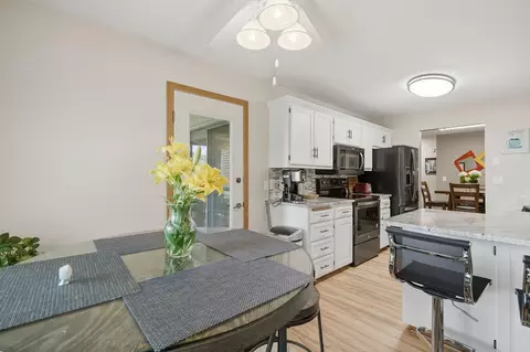 Kitchen - 2012 Stockinger Dr, Saint Cloud, MN 56303 photo 4 of 4