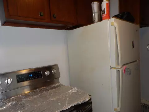 Kitchen - 701 9th Ave SW, Austin, MN 55912 photo 1 of 2