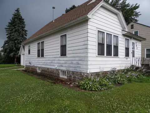 Exterior - 701 9th Ave SW, Austin, MN 55912 photo 2 of 2