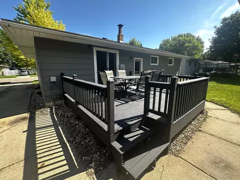 Exterior - 1002 Poplar Ave, Marshall, MN 56258 photo 4 of 5